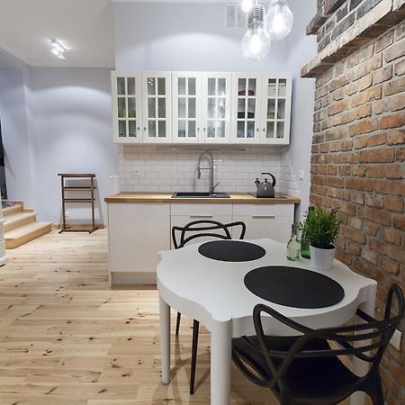 Homewell Apartments Pod Szczerbatym 포즈난 객실 사진
